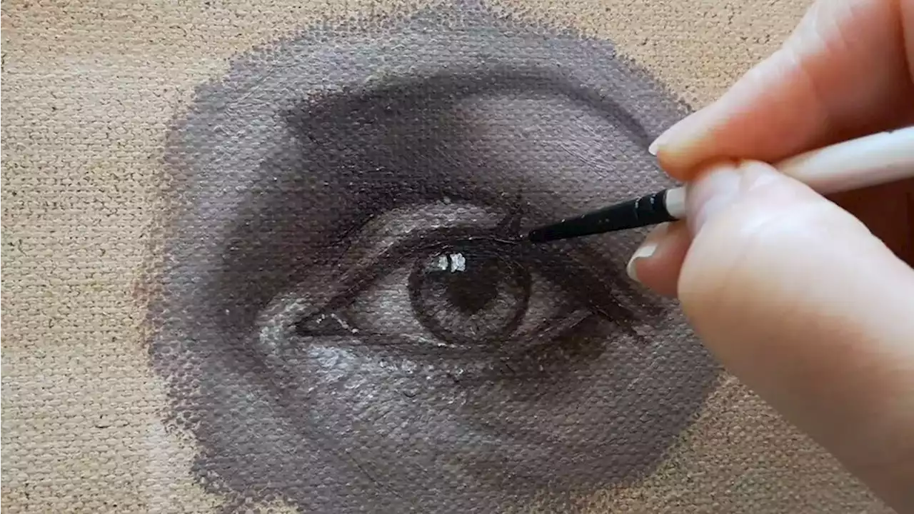 How to create sparkling eyes in oil paint