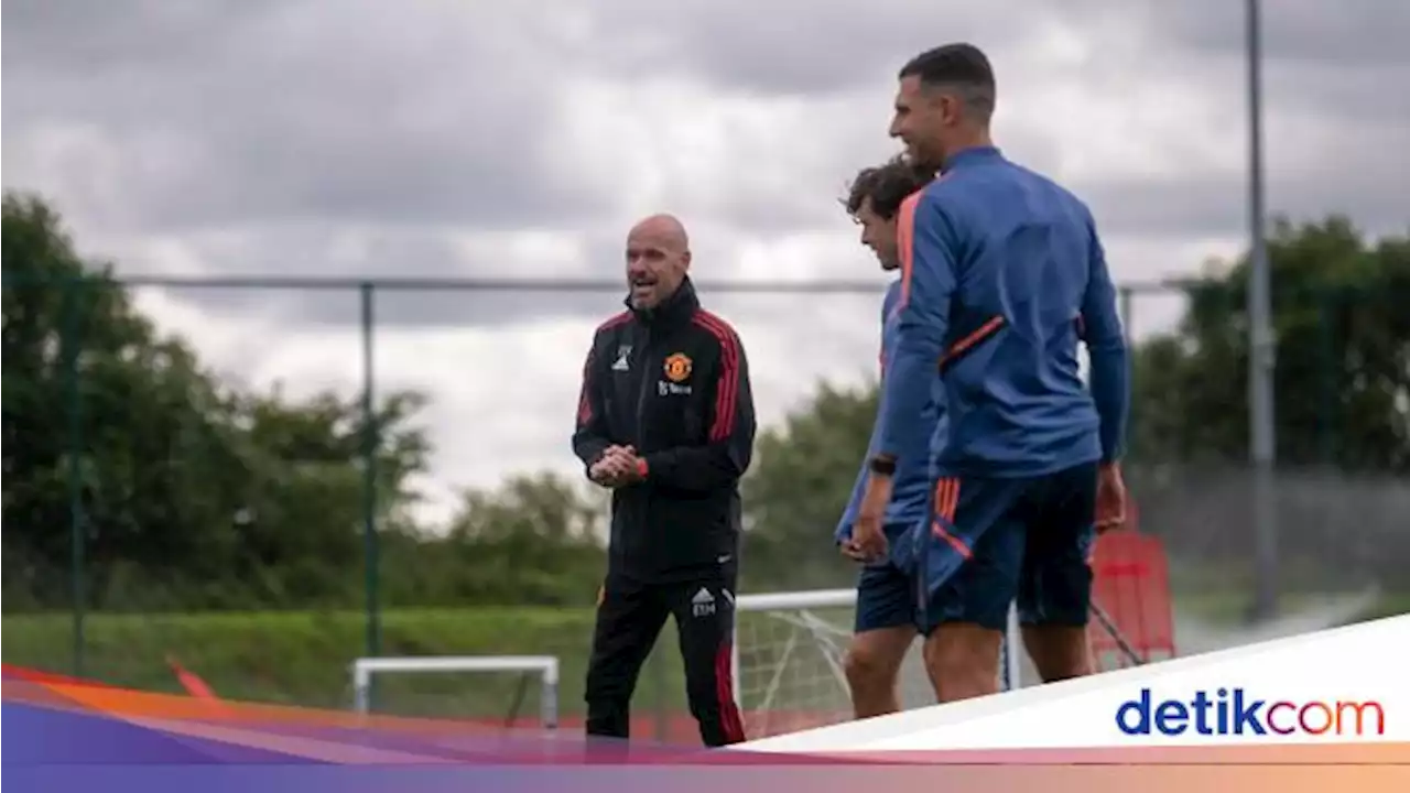 Ten Hag Ingin Para Pemain Muda MU Unjuk Gigi di Pramusim