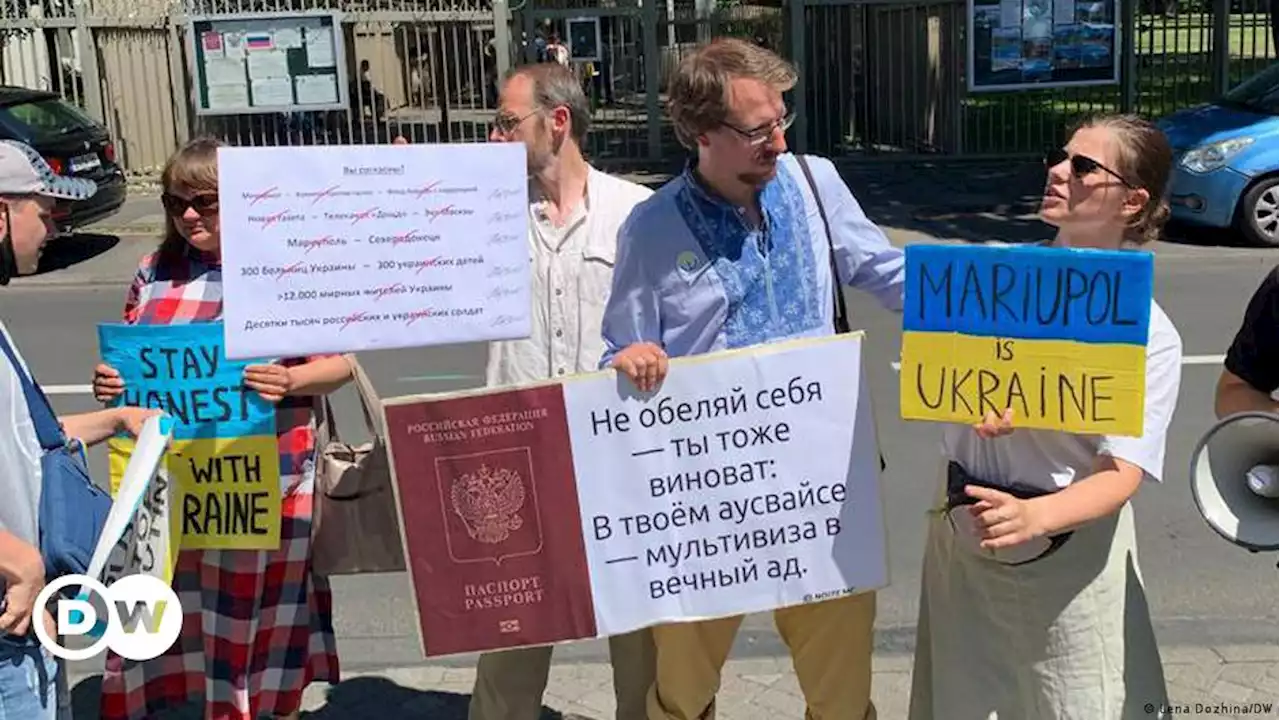 В ФРГ зафиксировали почти 1300 преступлений против россиян и украинцев | DW | 11.07.2022