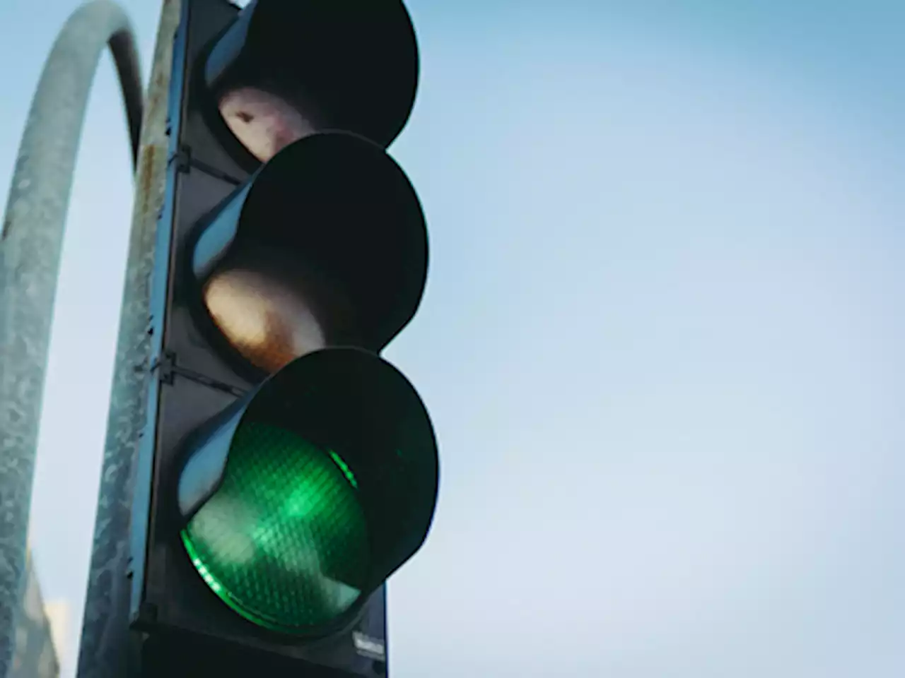 LOCAL: Why do South Africans call it a 'robot' and not a 'traffic light'?