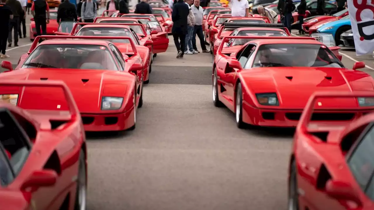 Supercar Driver Secret Meet celebrates 35 years of the Ferrari F40 | Evo