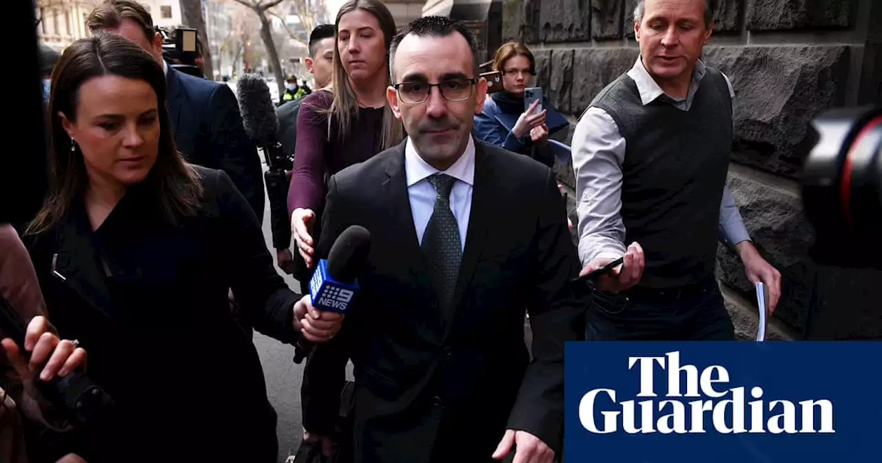 Jason Roberts found not guilty of 1998 murders of two Victoria police