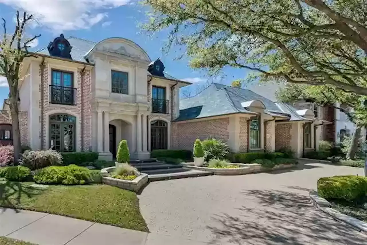 Photos: Look inside Shaquille O'Neal's 'swanky' new Texas mansion