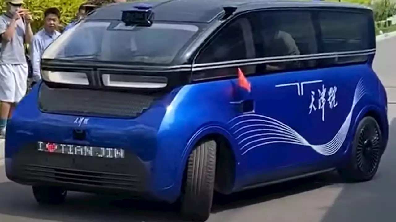 Video reveals China’s first solar-powered car without a wheel