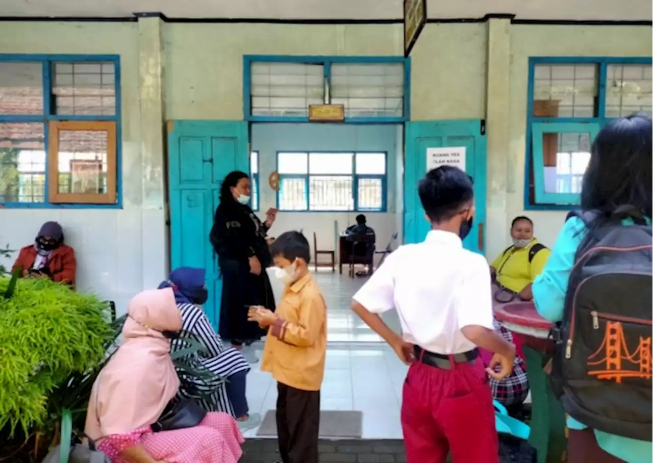 Tak Lolos Zonasi, Siswa Kota Kediri Harus Melanjutkan di Sekolah Swasta