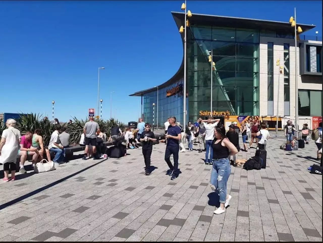 Bomb Squad called in as 'security alert' brings chaos to rail services between Preston and Blackpool North