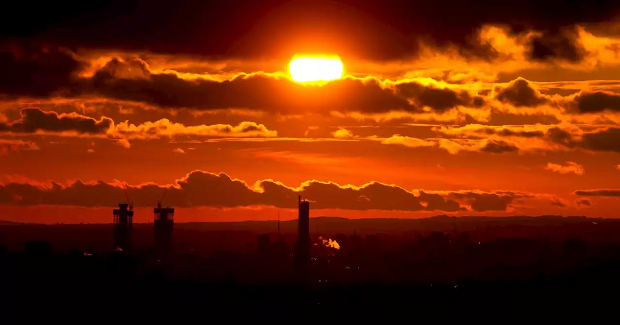 BREAKING: Greater Manchester hit with 'extreme heat' warning