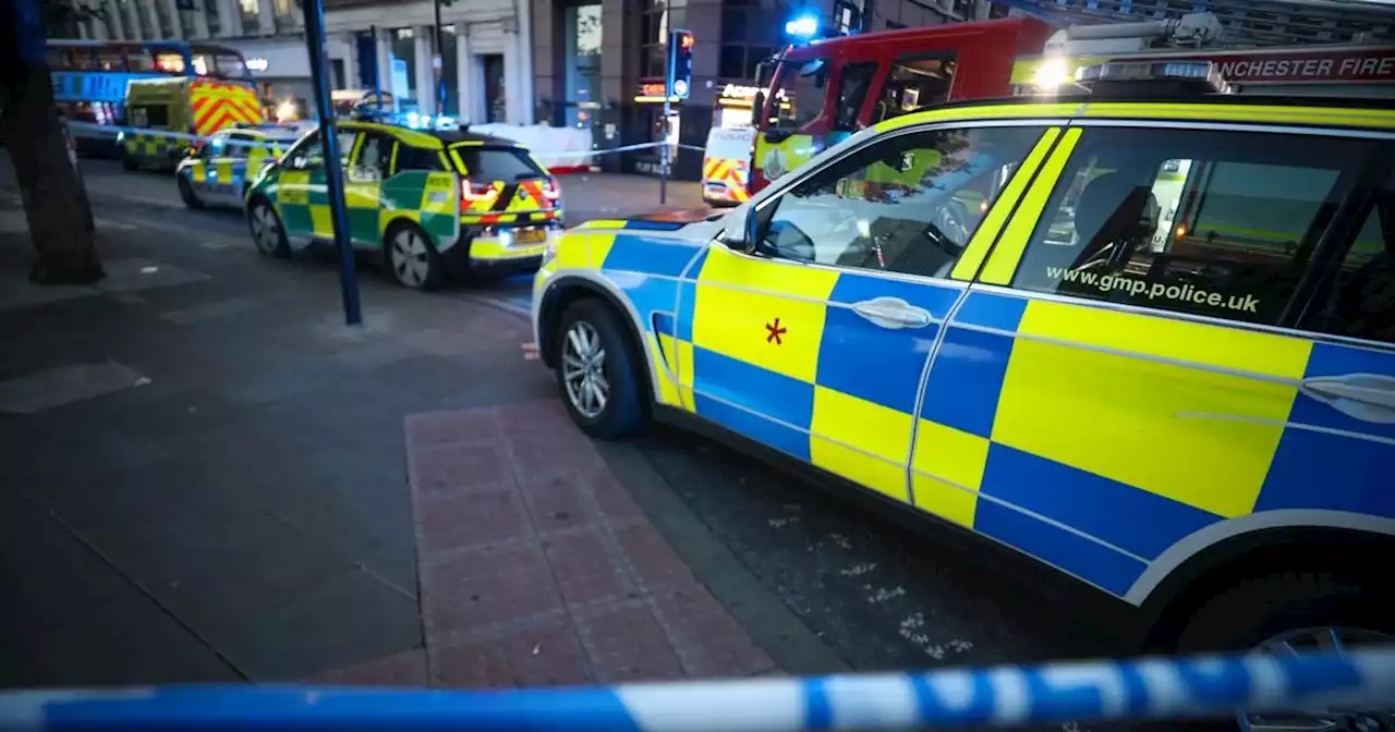 Bus crashes into shelter near Piccadilly Gardens - latest updates