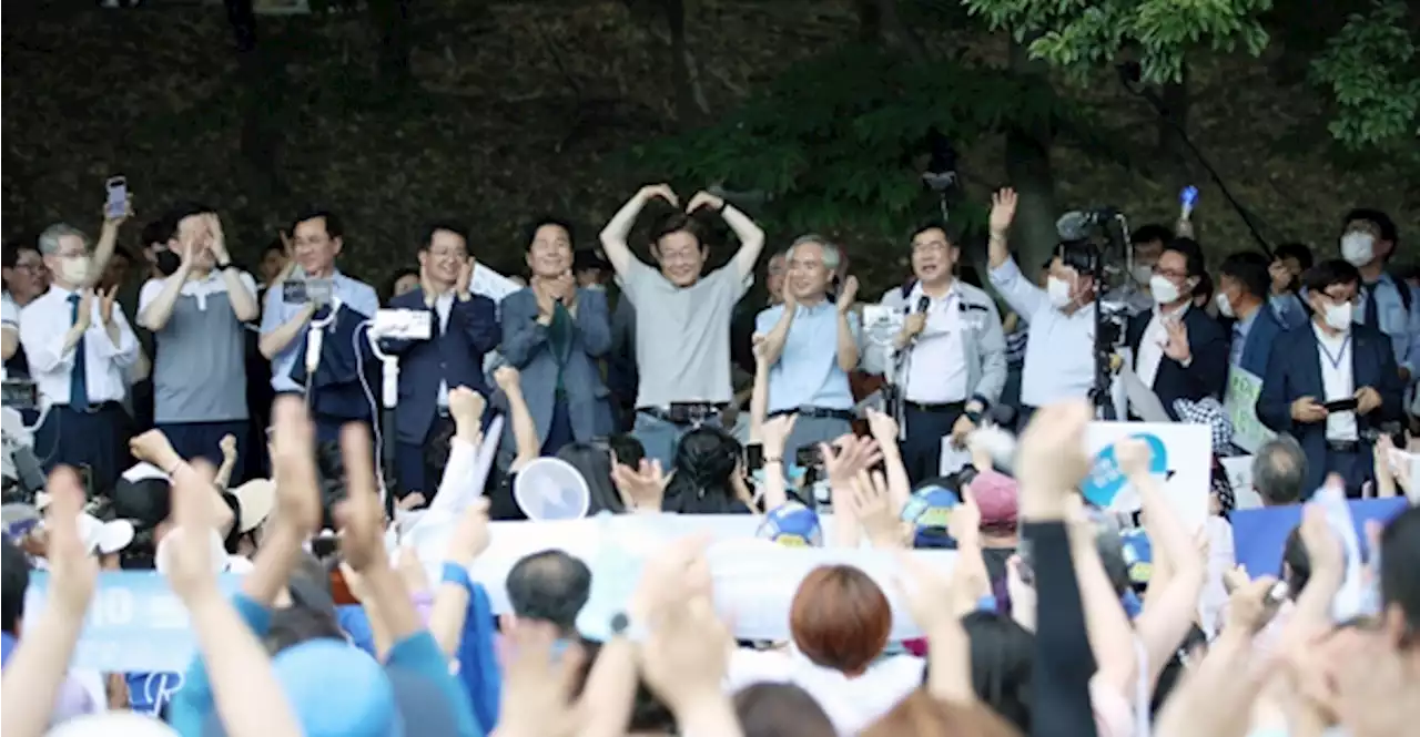 민주당 '텃밭' 광주 찾은 이재명…野, 전대 행보 본격화