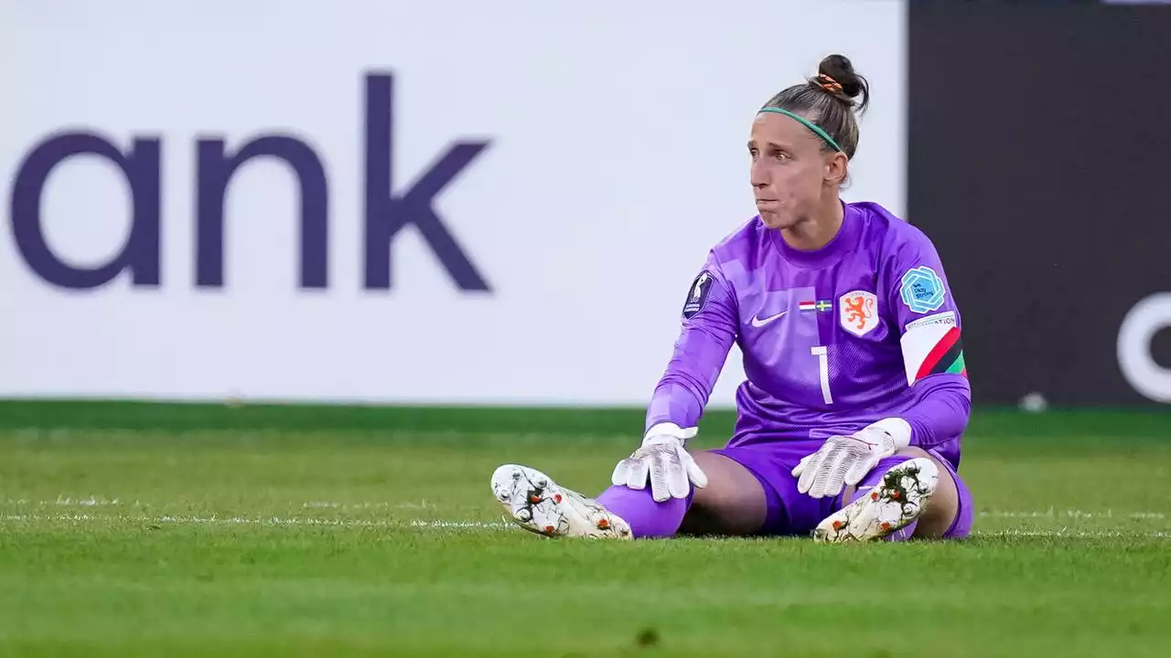 Oranjevrouwen rest van EK zonder geblesseerde keeper en captain Van Veenendaal