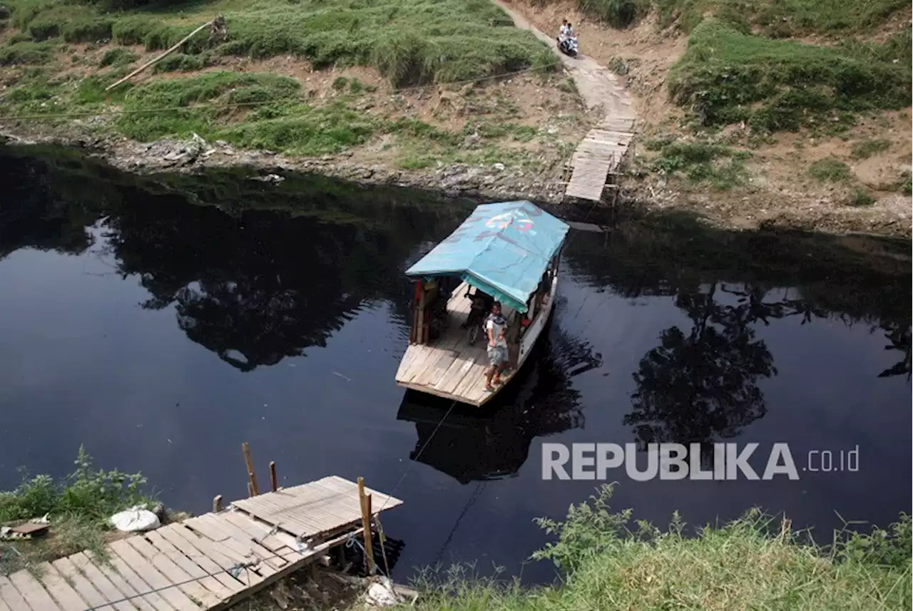 Pembuang Limbah di Sungai Cileungsi Bakal Diintai Lewat CCTV |Republika Online