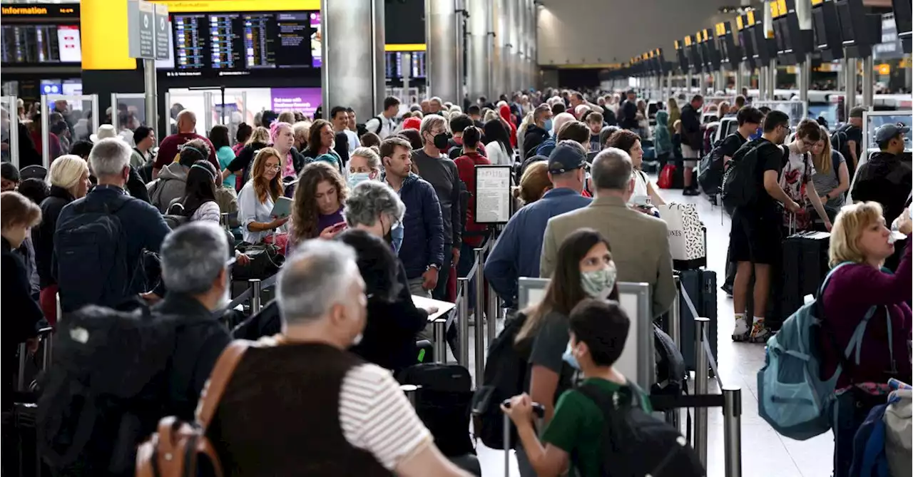 Heathrow apologises for poor service, could ask for more flight cuts