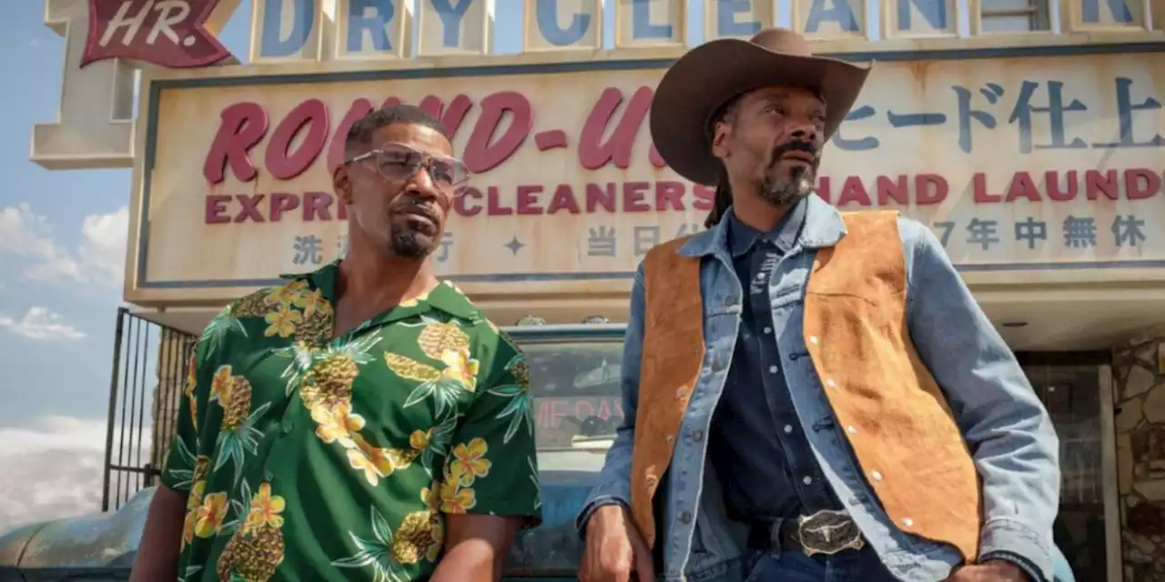 Jamie Foxx & Snoop Dogg Slay Vampires In Netflix's Day Shift Trailer