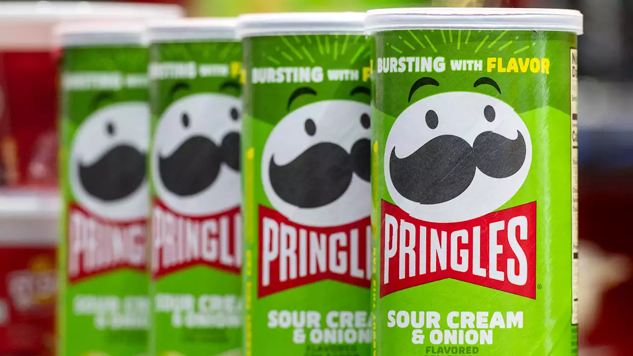 Spider with a mustache & 8 eyes could become face of Pringles in bizarre bid