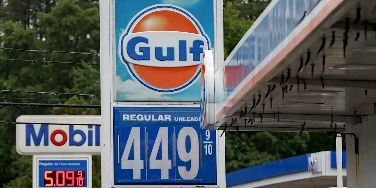 Gas Prices Keep Dropping, but Not to 2021 Levels