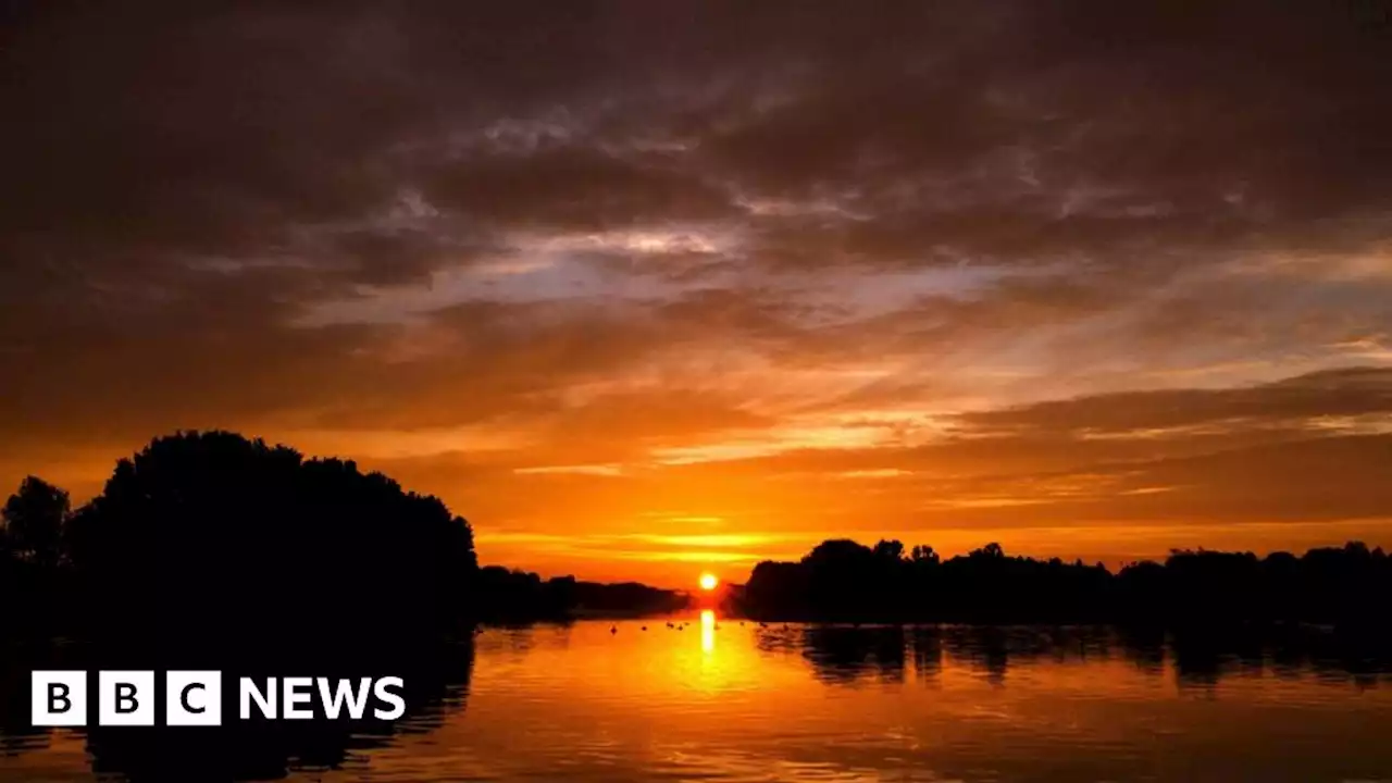 Heatwave: Tropical nights recorded as temperatures soar in England