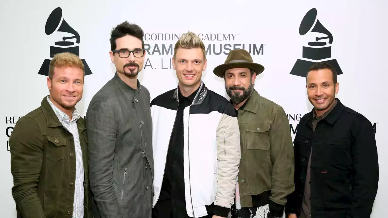 Backstreet Boys Stop Their Concert for a Fainting Fan in the Crowd