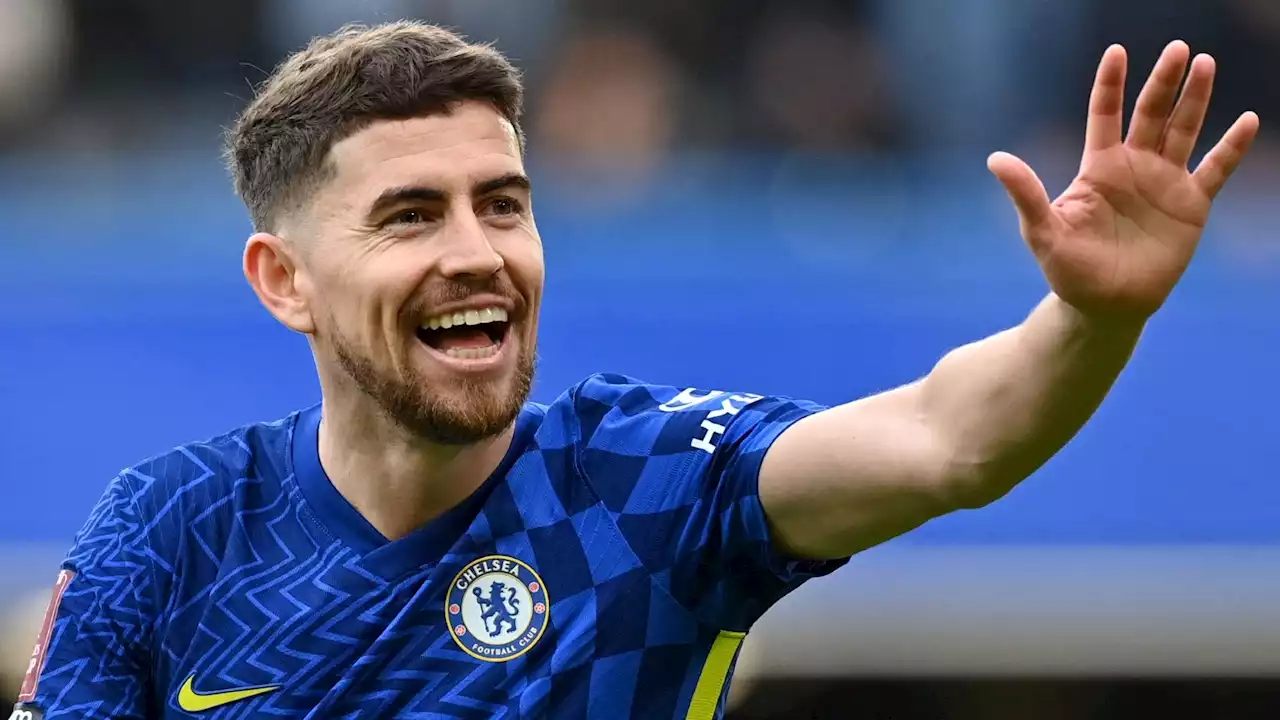 'Saya Betah Di Chelsea' - Jorginho Tepis Rumor Bakal Tinggalkan Klubnya Musim Panas Ini | Goal.com