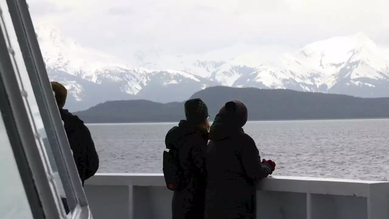 Bar service returns to 2 Alaska ferries