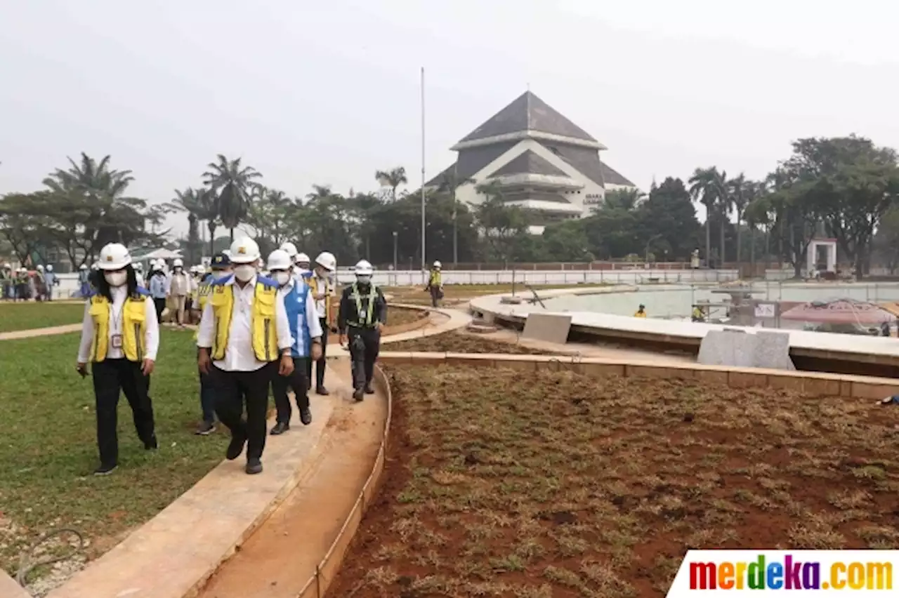 Foto : Menteri PUPR Tinjau Proyek Revitalisasi TMII | merdeka.com