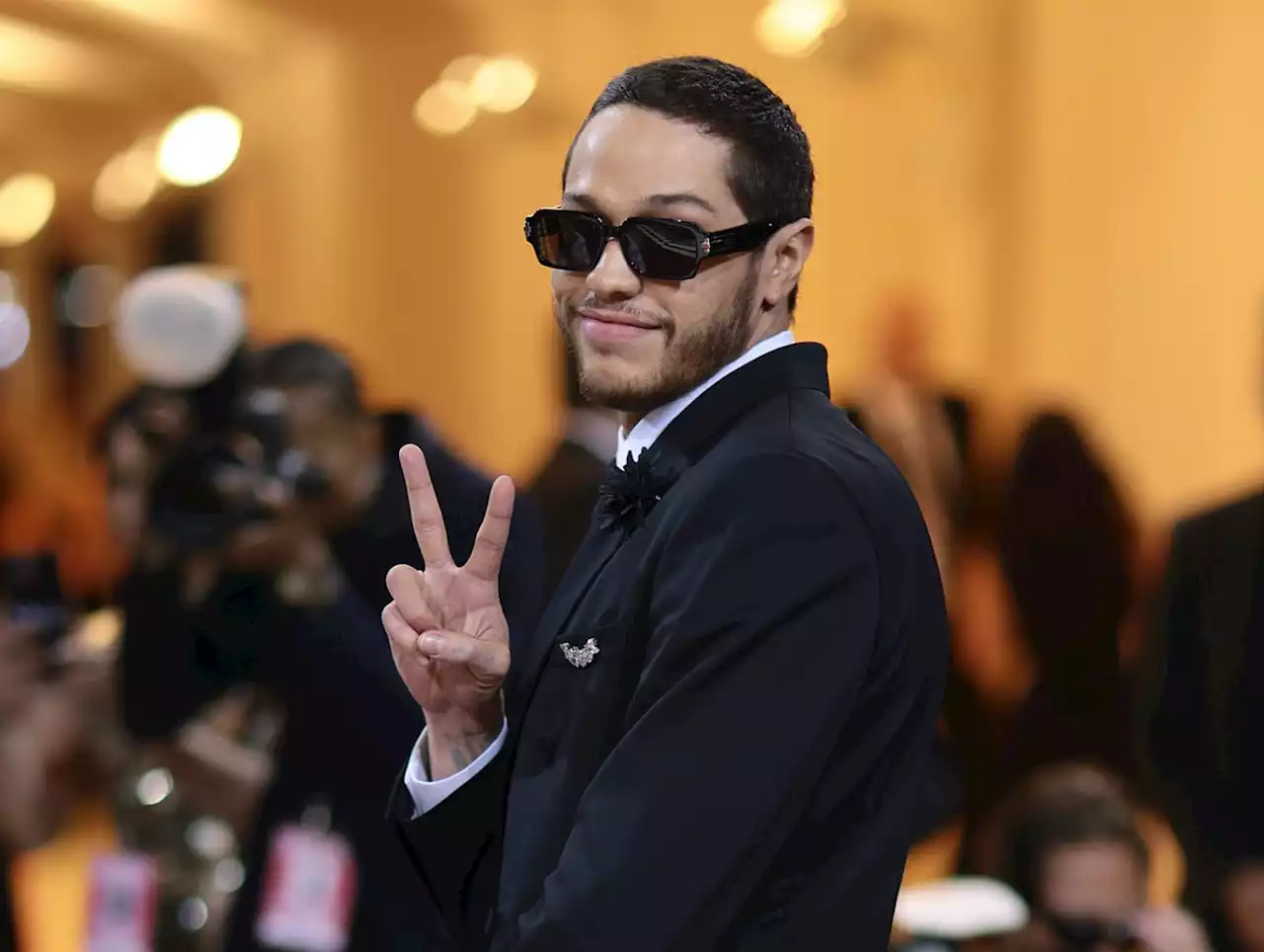 Pete Davidson Is Becoming A Celebrity Beauty Influencer, Too