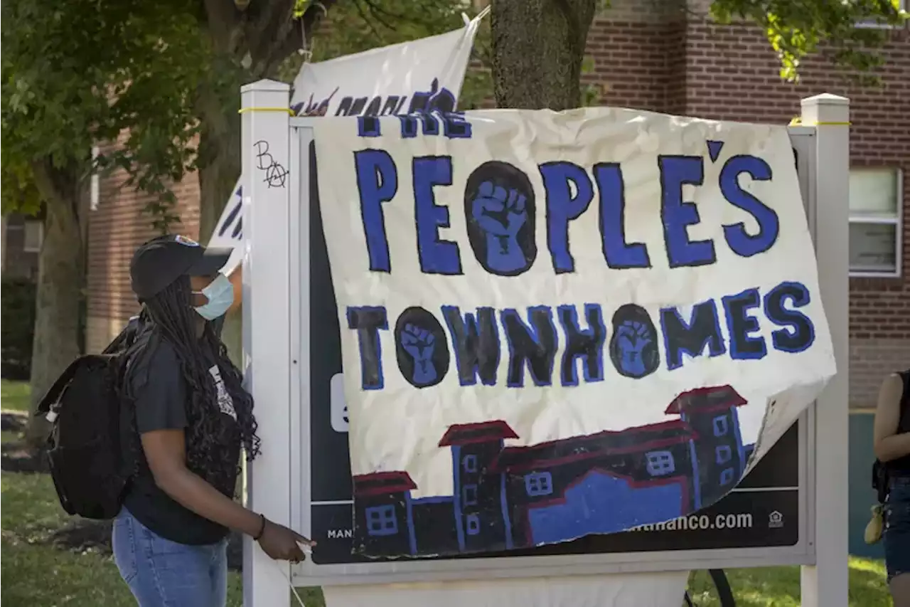 Protesters set up encampment at University City Townhomes in solidarity with displaced residents