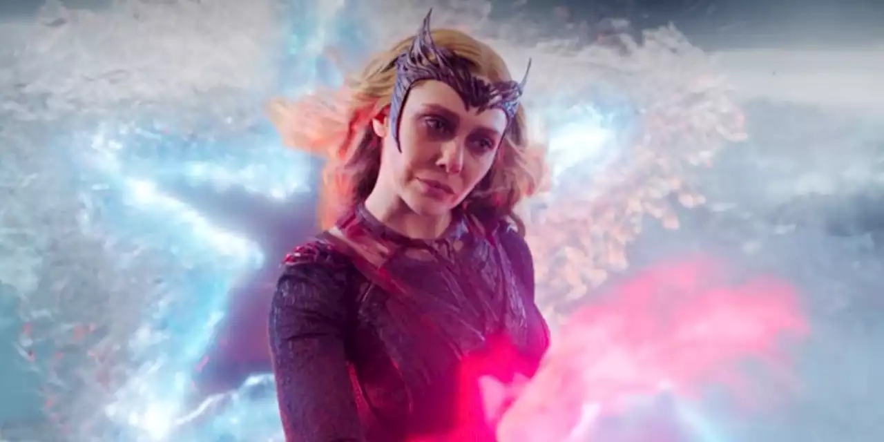 Elizabeth Olsen Finally Watches Doctor Strange 2 In New Video