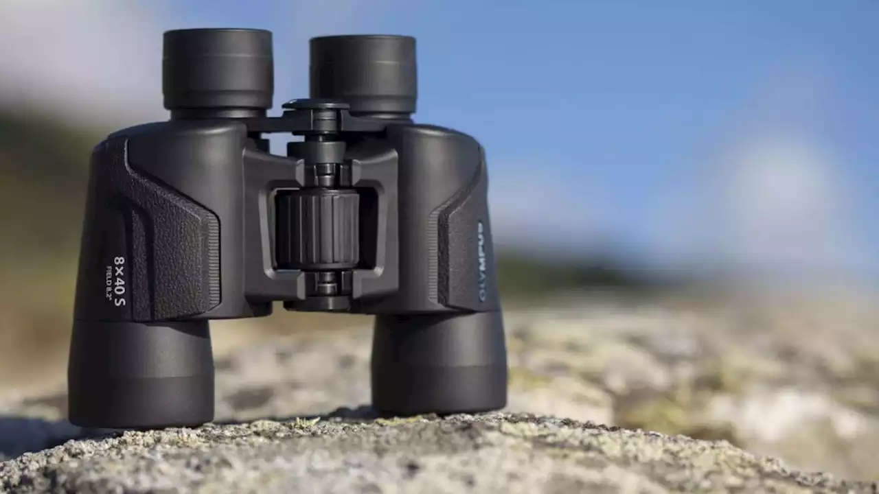 UK Amazon Prime customers save big on these Olympus 8x40 S Binoculars