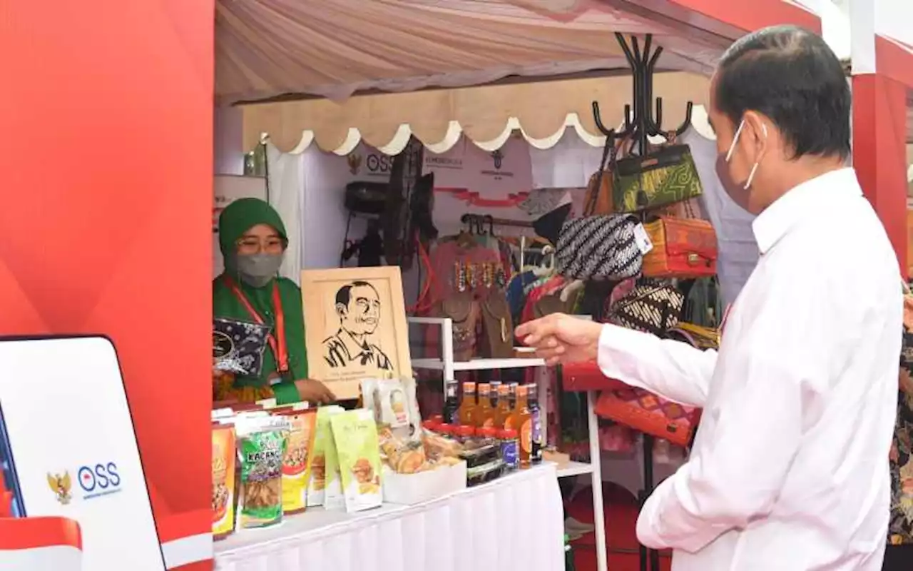 Jokowi Minta UMKM akses HAKI: Jangan Sampai Produk Daerah Diklaim Negara Lain! | Kabar24 - Bisnis.com