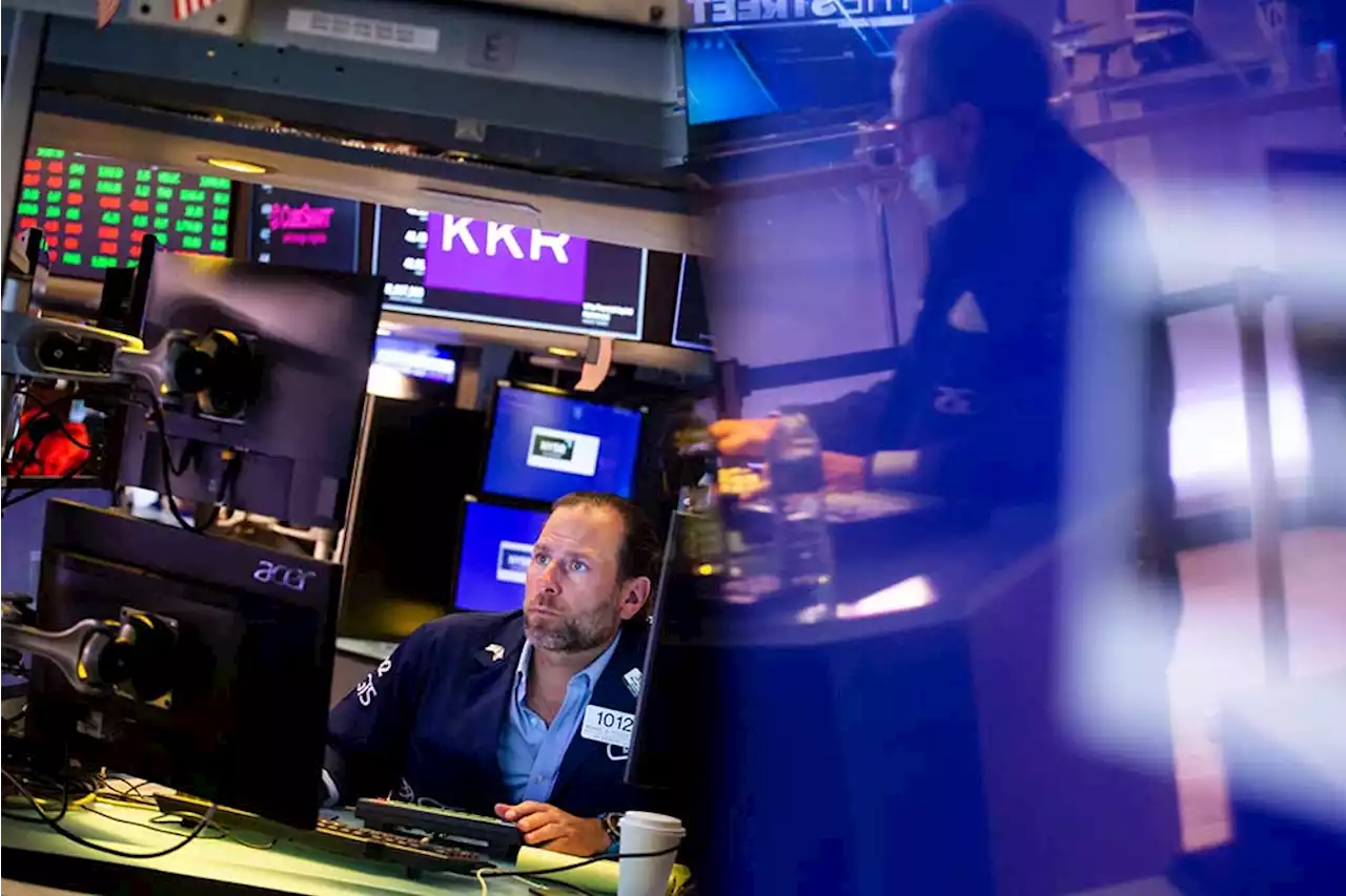 Wall Street Berakhir Jatuh, Laju Obligasi Pemerintah AS Beri Sinyal Resesi | Market - Bisnis.com