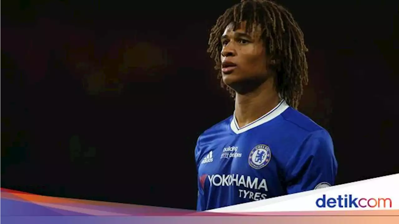 Bukan Ake, Chelsea Harus Coba Boyong 2 Bek Ini