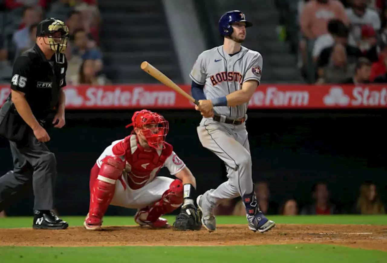 Astros blow 4-run lead, rally in 9th to beat Angels 6-5