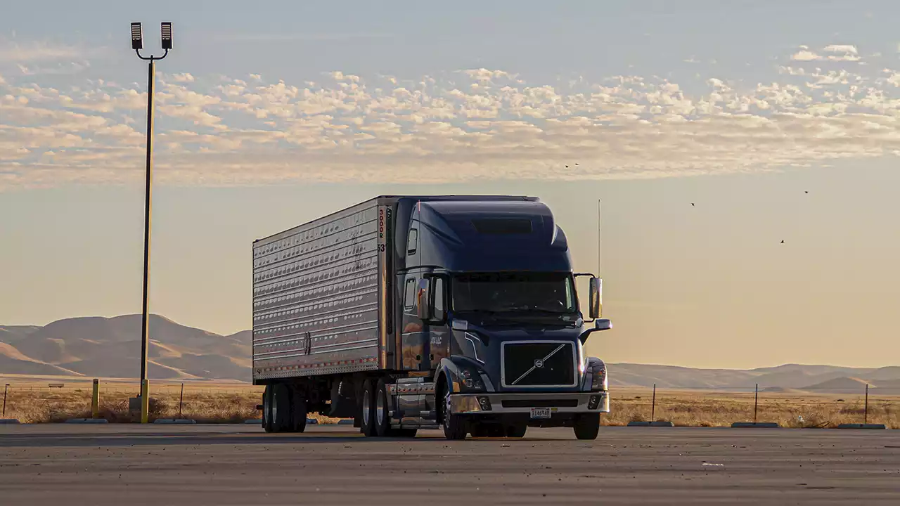 AB-5 could kill 70,000 trucker jobs in California amid supply chain crisis -