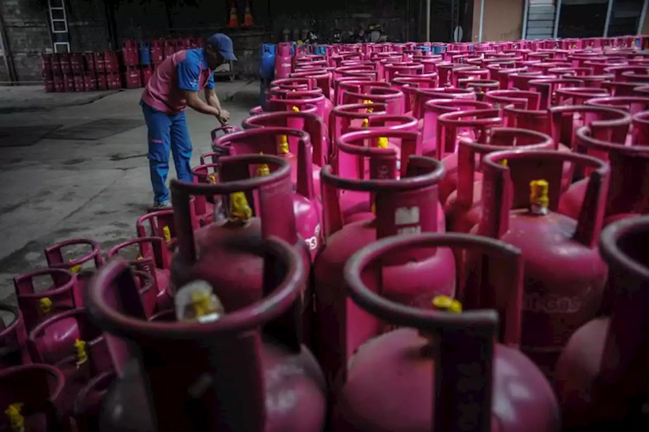 Harga Gas LPG Nonsubsidi Meroket, Penjual: Kami Jualnya Juga Pusing - Pikiran-Rakyat.com