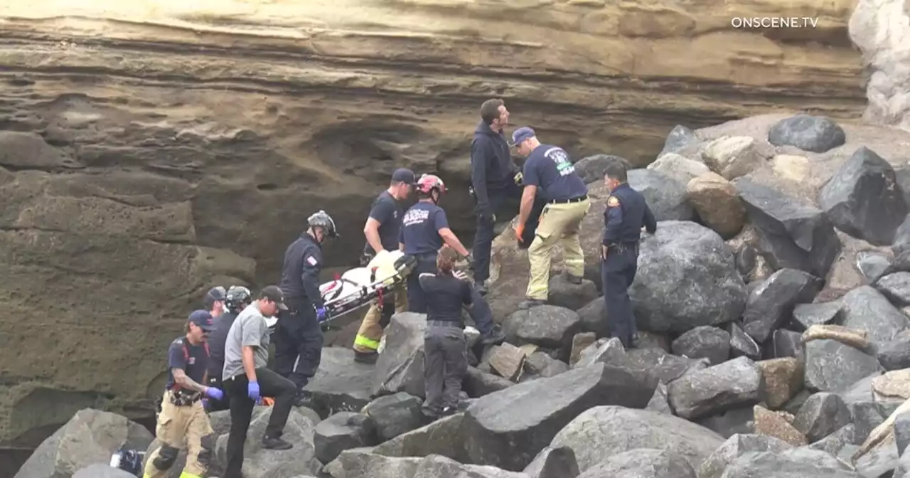 Body found wedged in rocks off Sunset Cliffs