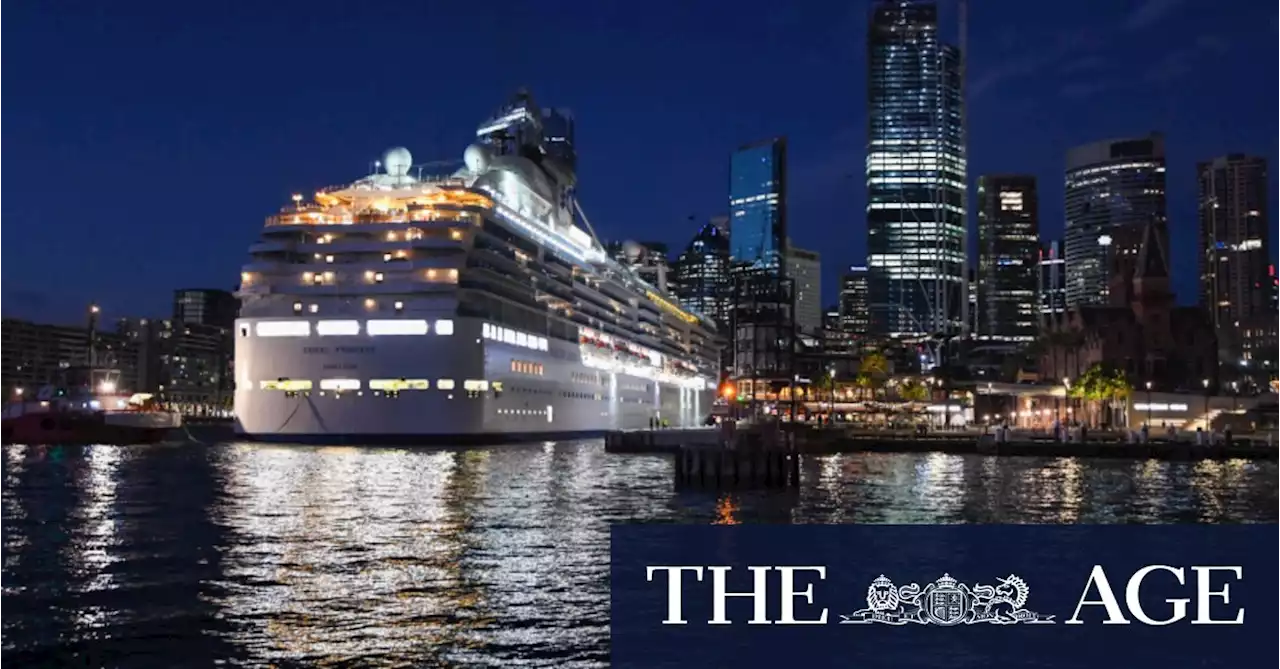 COVID-stricken cruise ship docks in Sydney