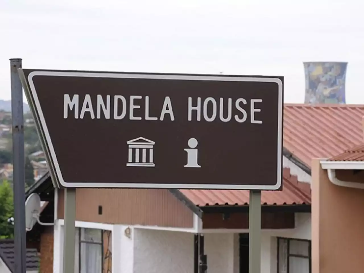 Mandela’s world championship boxing belt stolen | The Citizen