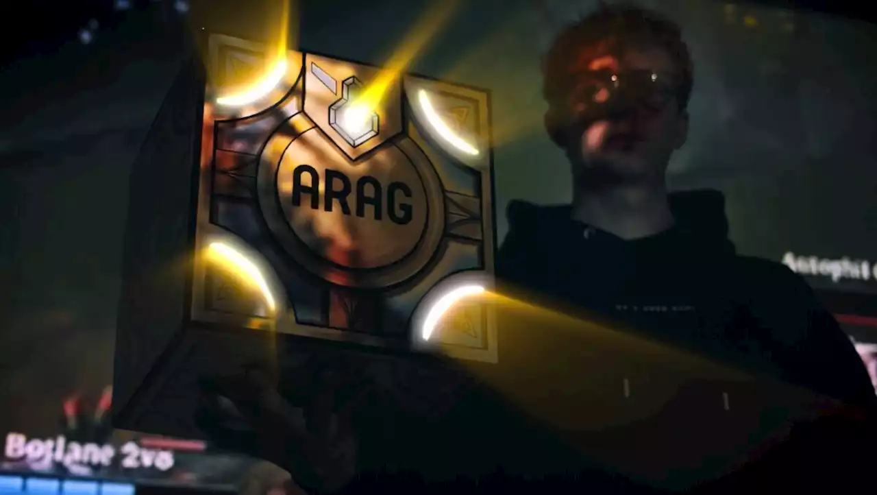 ARAG kämpft mit limitierten Hoodies für faires Gaming | W&V