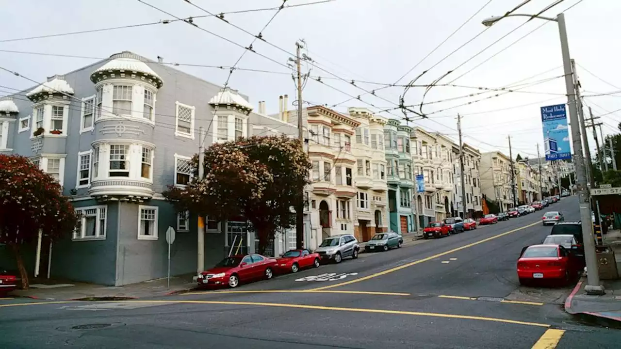 San Francisco couple allowed to use driveway after being fined $1,500