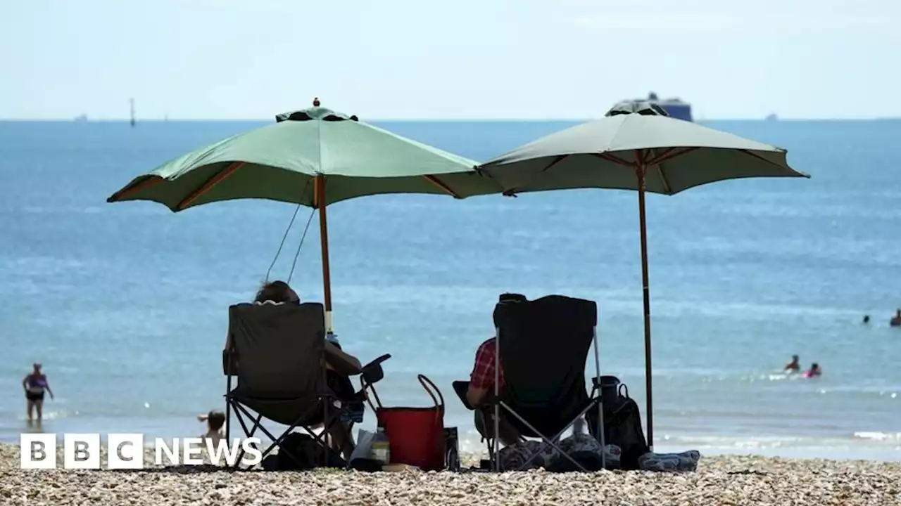 NHS facing surge in demand amid extreme weather warning