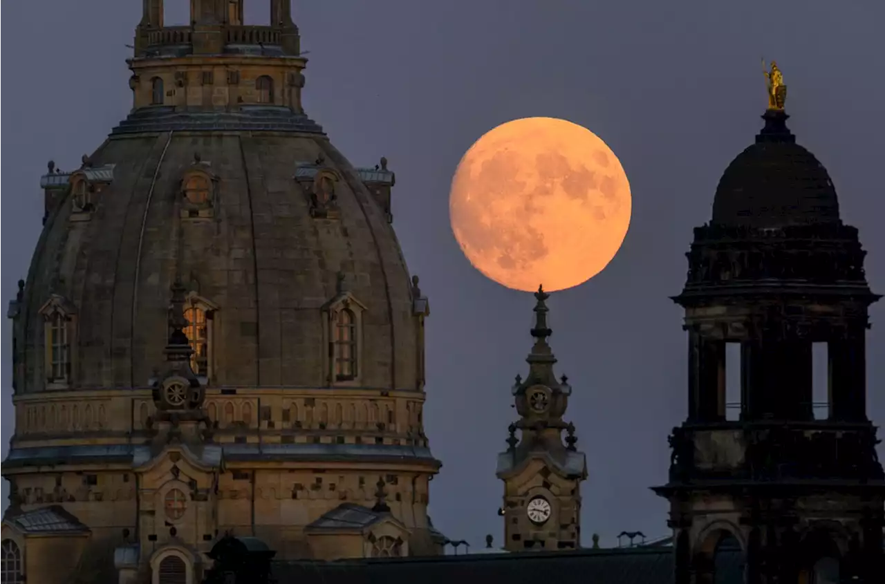 Spektakel am Nachthimmel: Die schönsten Fotos vom Supermond