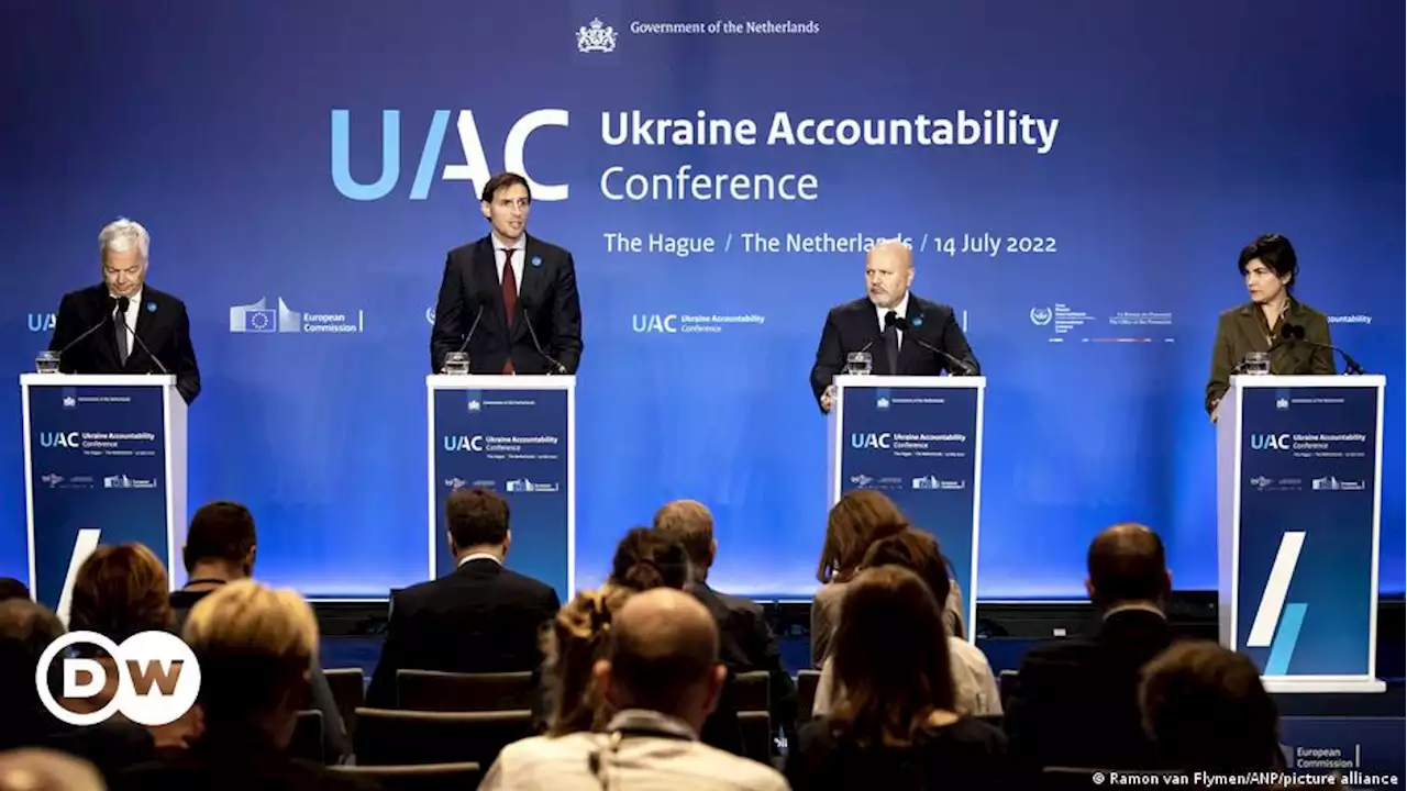 Что решили участники конференции по военным преступлениям в Украине | DW | 14.07.2022