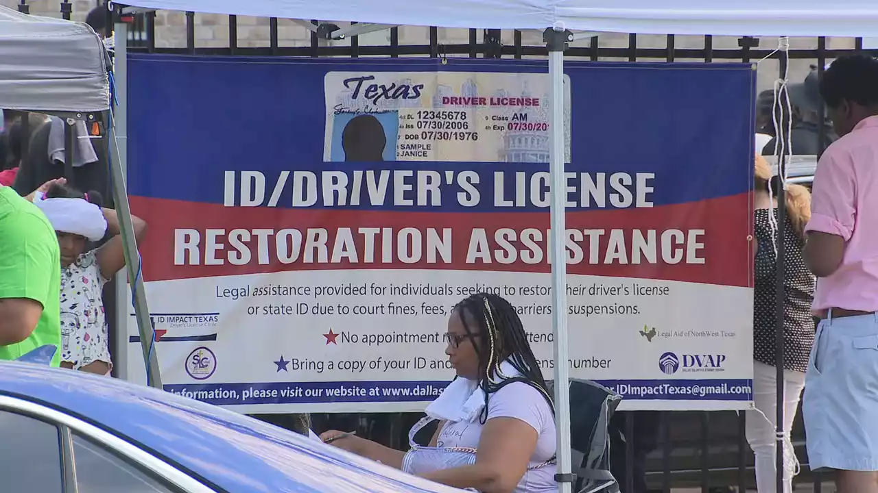 North Texans brave heat for free legal help to get driver's licenses, IDs