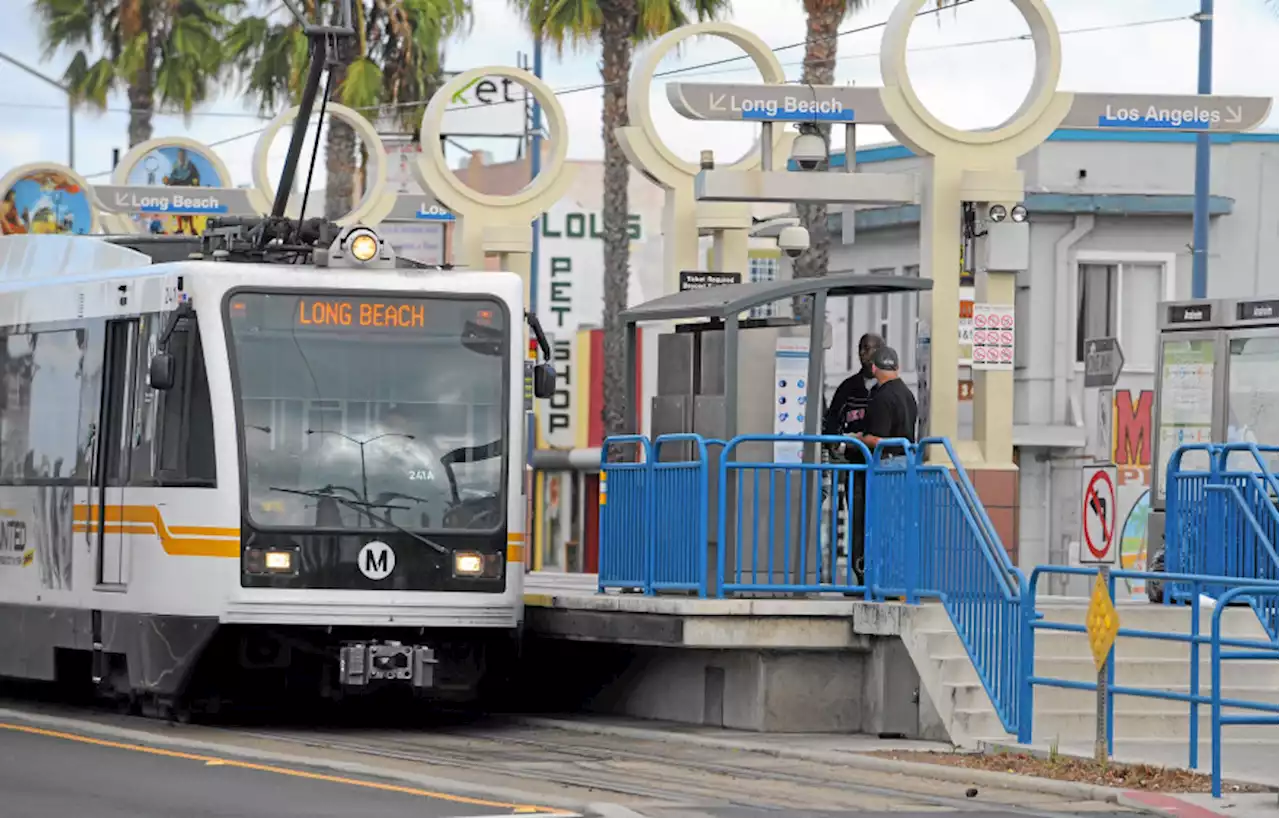 Metro Green Line schedules service interruptions this weekend