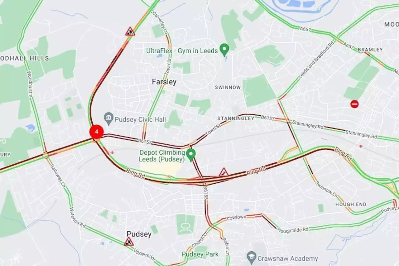 Live updates as crash and roadworks cause traffic chaos on busy Leeds junction