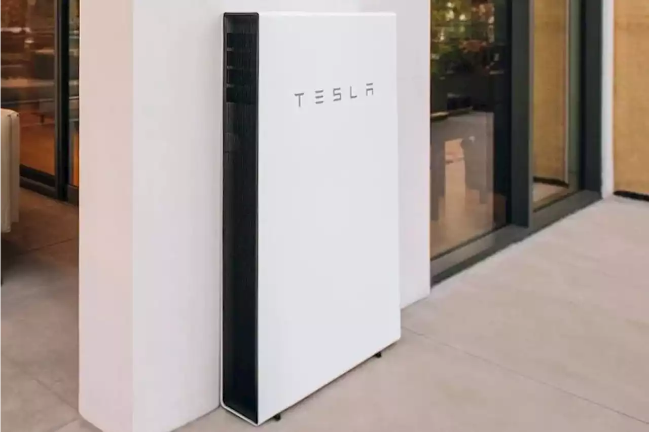 Makro “Powerwall” gets a new name after Tesla trademark warning