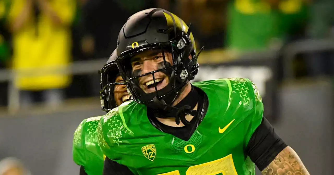 Oregon football star Spencer Webb, 22, dies after falling on rock slides, hitting his head