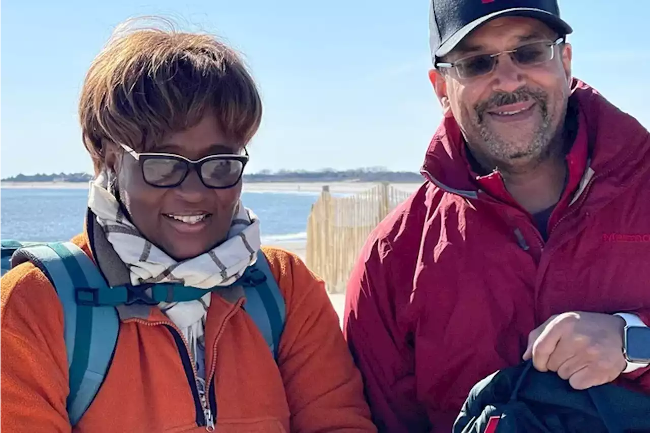 Philly’s ‘Walking Artist’ embarks on another leg of his epic tribute to Harriet Tubman. This time it is a 450-mile trek from N.Y. to Canada.