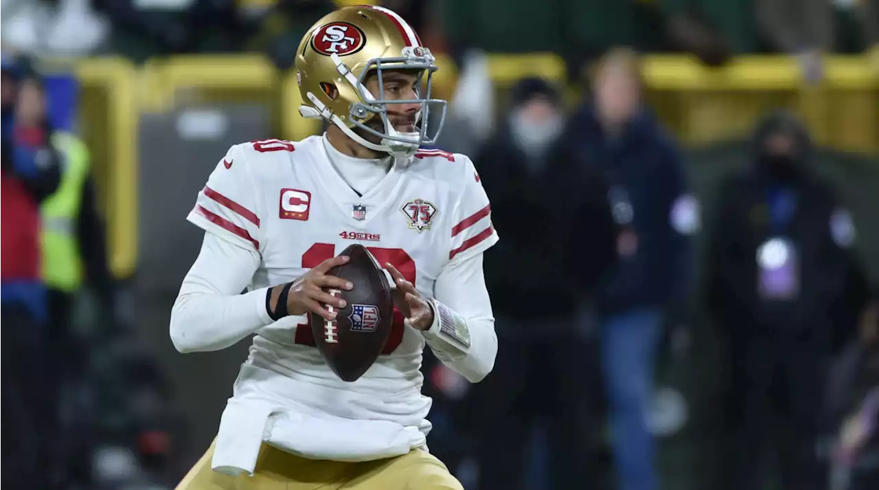 Former Pro Bowl QB Weighs in on Jimmy Garoppolo's Future With 49ers