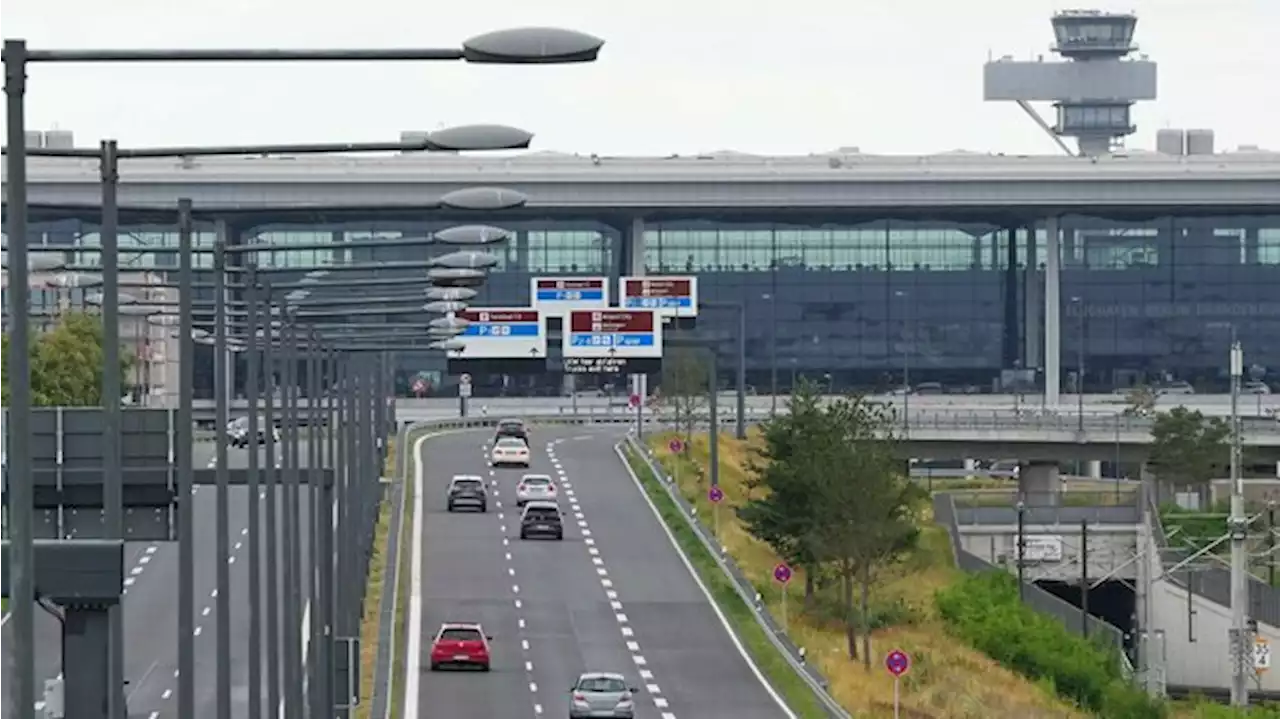 Parkgebühren am BER steigen drastisch – Flughafen trotzdem im Mittelfeld